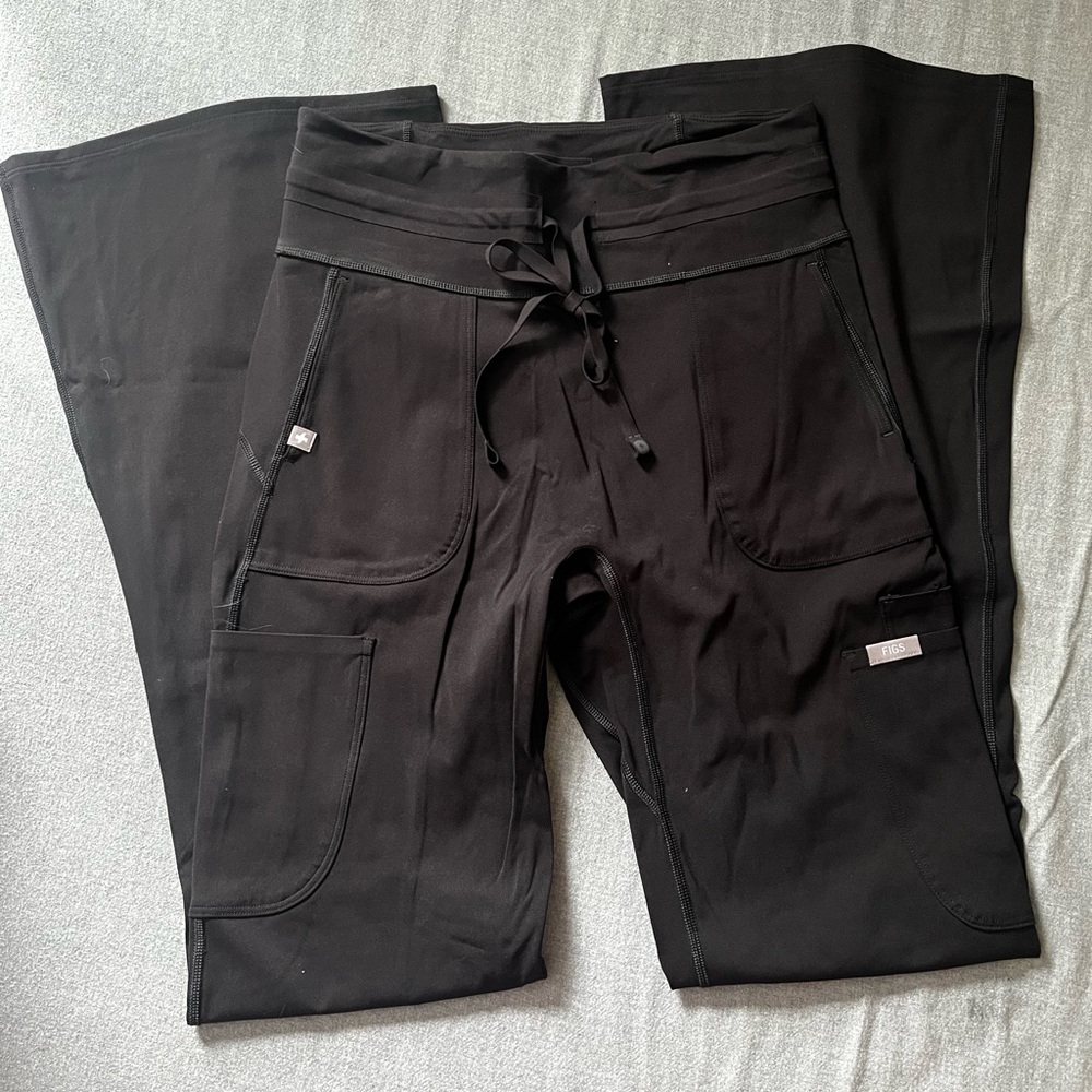 Figs high waisted Seville flare scrub leggings - Picture 8 of 11
